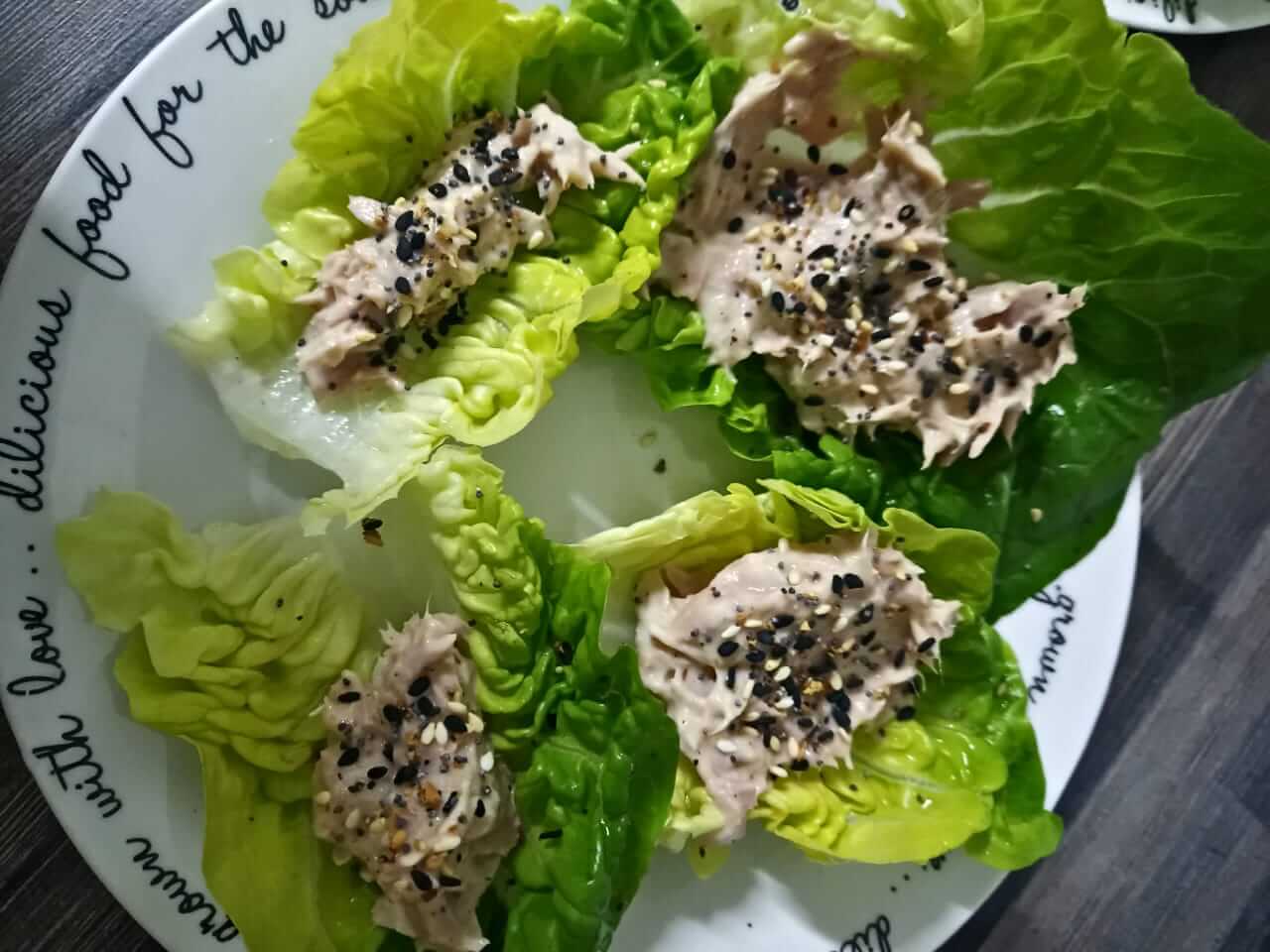 tuna-mayo-lettuce-cups